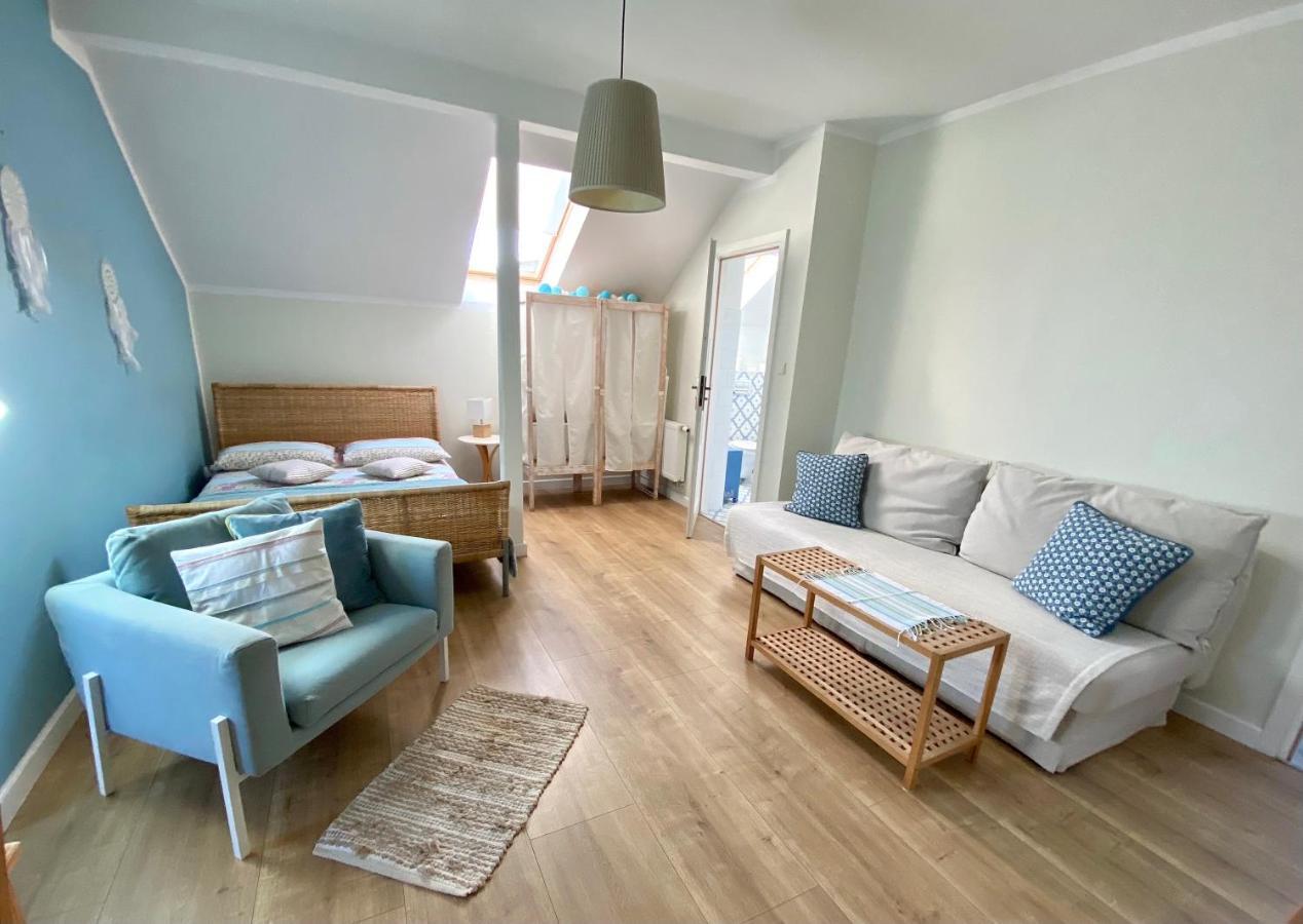 Szary Domek Apartamenty Stolpmünde Exterior foto
