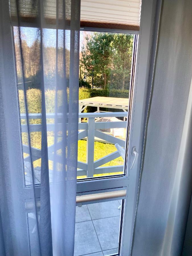 Szary Domek Apartamenty Stolpmünde Exterior foto